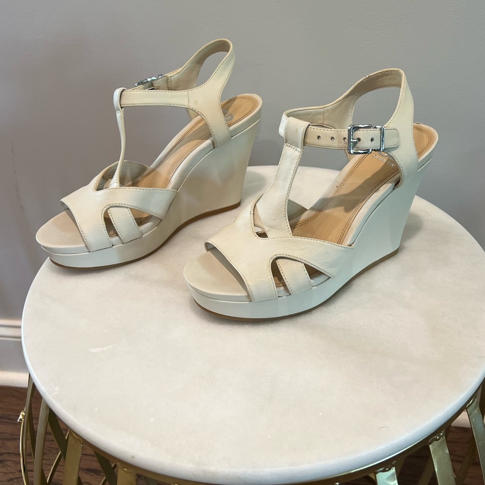 Gianni Bini wedge